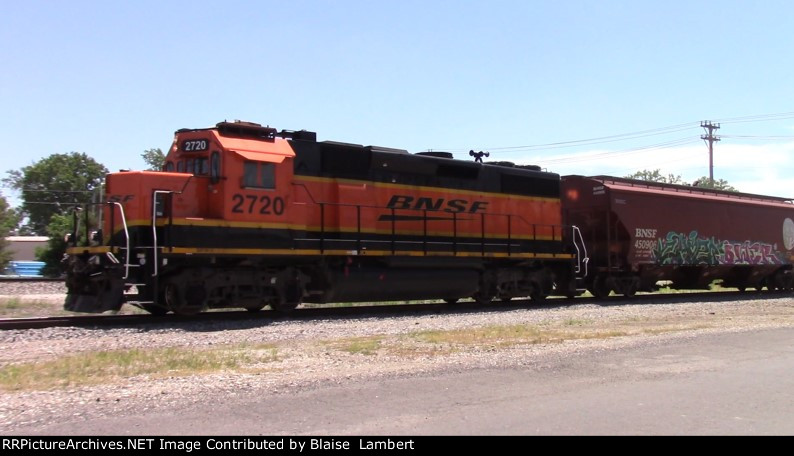 BNSF YCEI101 reverses to Pinnacle